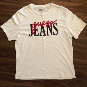 CLEAN Guess Jeans Throwback T-Shirt
